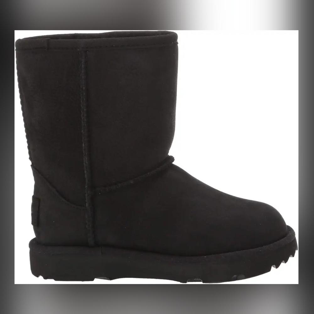 UGG (Toddler/Little Kid) Classic Weather Short - Picture 6 of 10